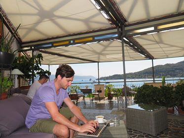 How this Australian developer got hired by Deloitte with no CS degree